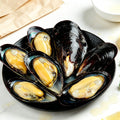 Steamed Mussels in Black Shells